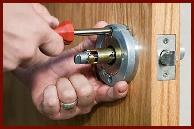 Locksmith Lock Store St Louis, MO 314-800-0665 - 10-residential-lockouts